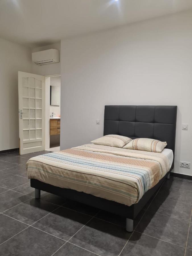 Le Cedre Bleu Appartement *